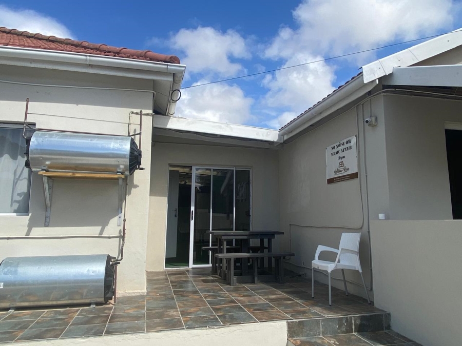 12 Bedroom Property for Sale in Newton Park Eastern Cape
